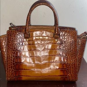 MK PURSE